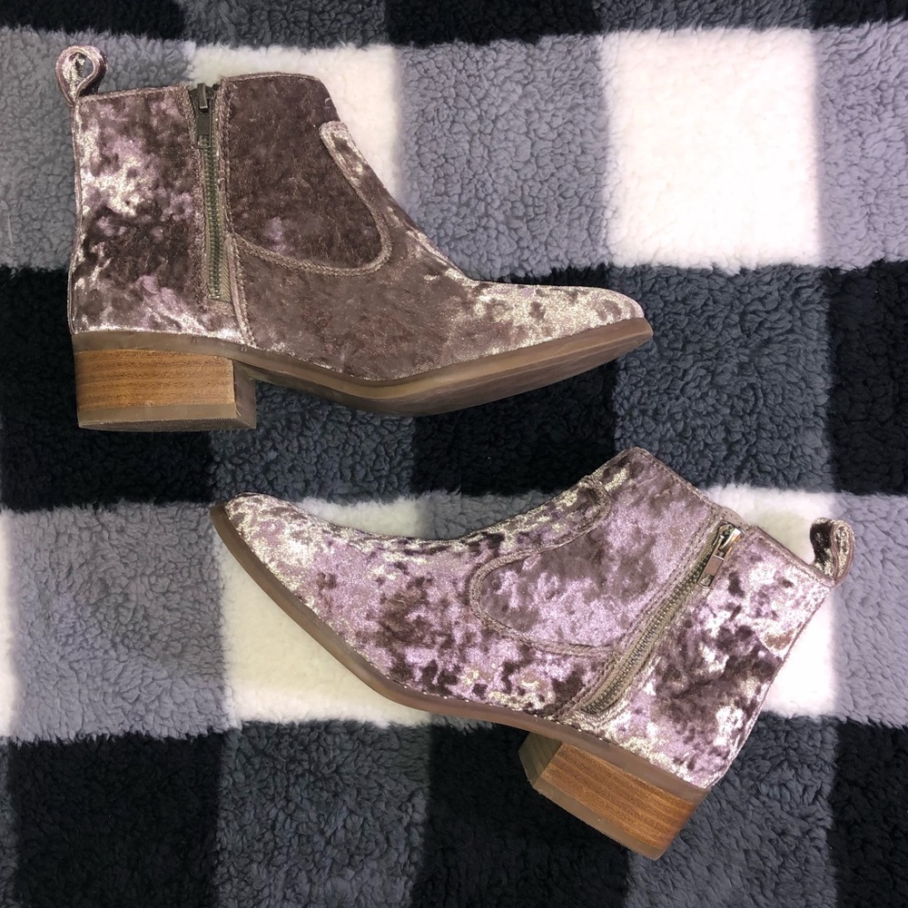 Mauve Velvet booties